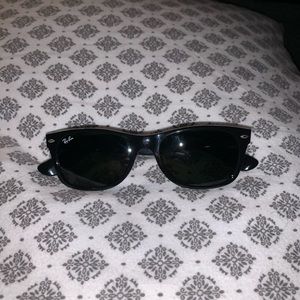 Ray-Ban Sunglassess